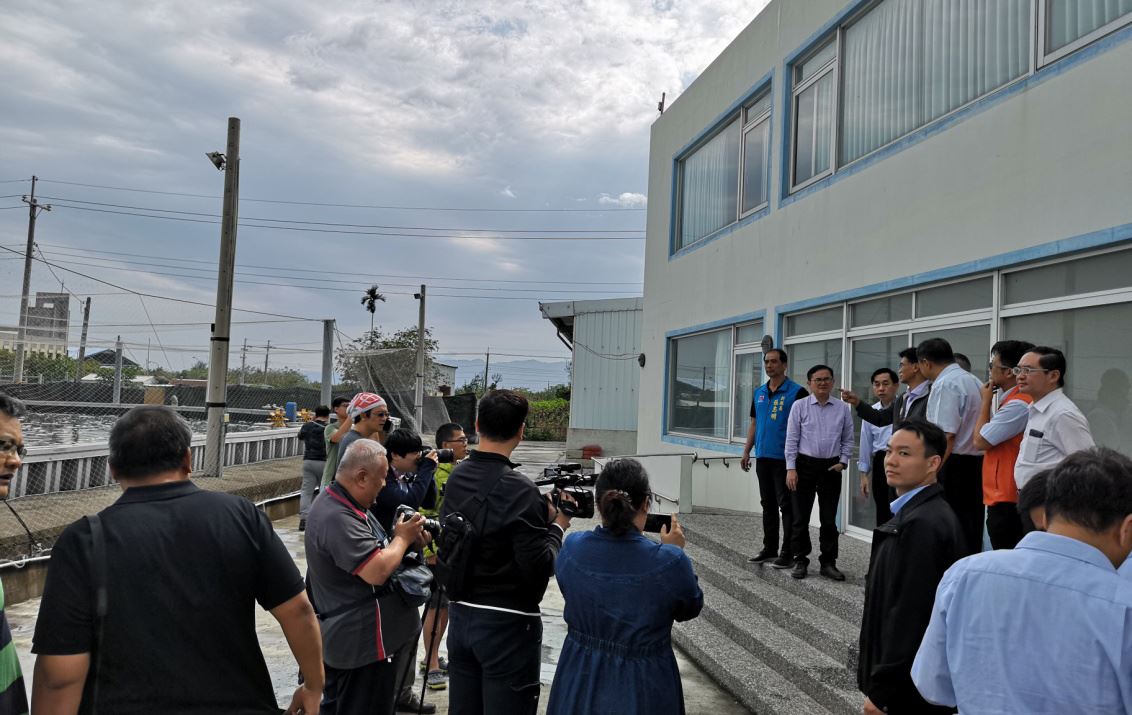 參觀麗島海洋深層水股份有限公司防疫型白蝦養殖場