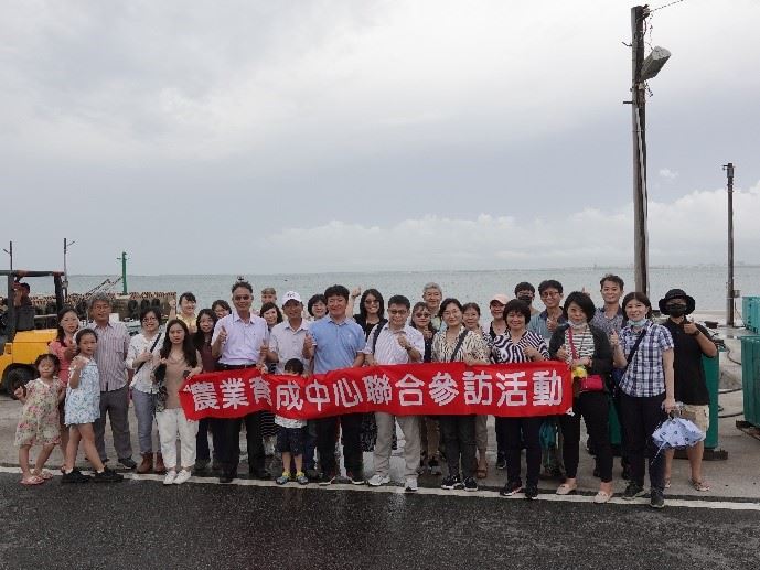 參訪人員合影留念