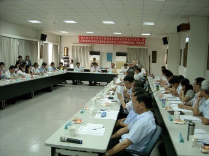 「農委會所屬試驗研究機關第12次業務聯繫會報」暨「各農業試驗改良場所與農糧署及防檢局102年上半年業務聯繫會議」聯席會議