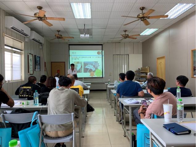 20230414張秉宏助理研究員講授「臺灣蜆及文蛤的環境友善養殖」