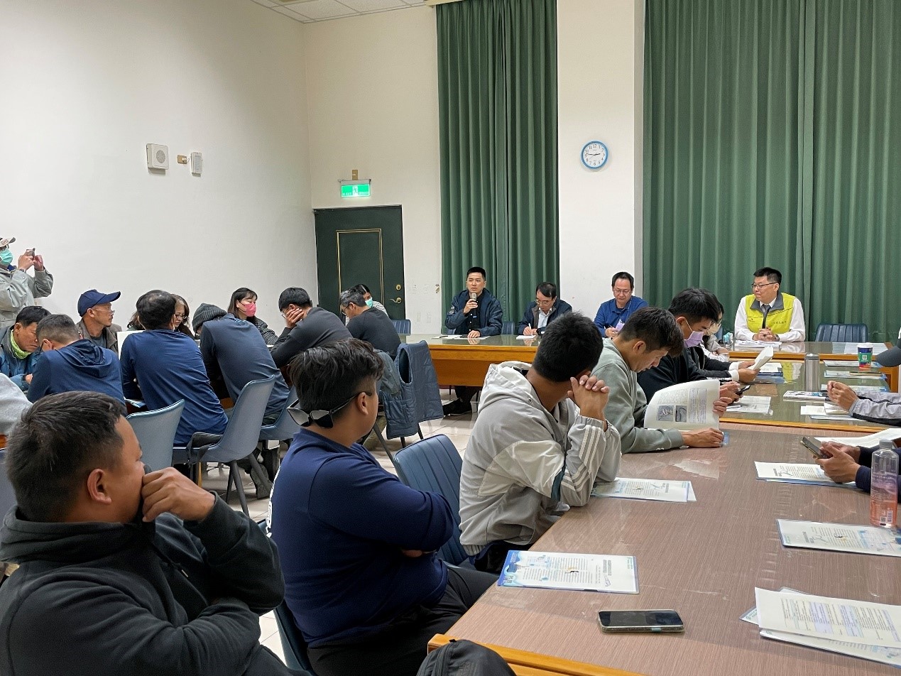 屏東縣海洋及漁業事務管理所林柏辰代理所長呼籲養殖業者配合辦理養殖登記證，若有相關問題縣府可個案輔導